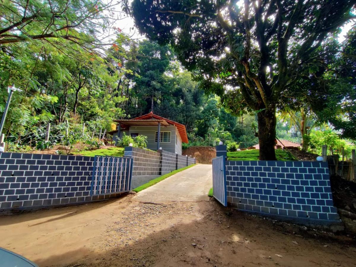 Darshan'S Home Stay 马迪凯里 外观 照片